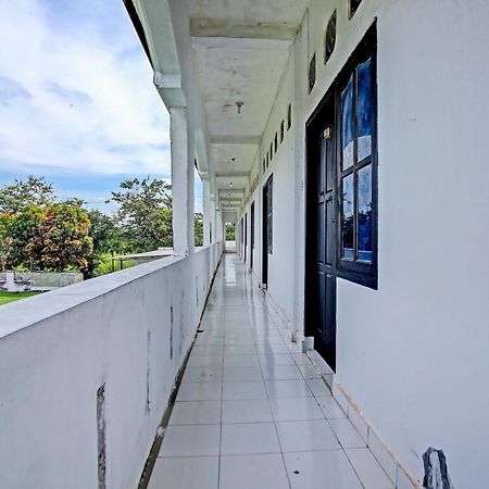 Oyo Life 91127 Wisma Sukajadi Syariah Perabumulih エクステリア 写真